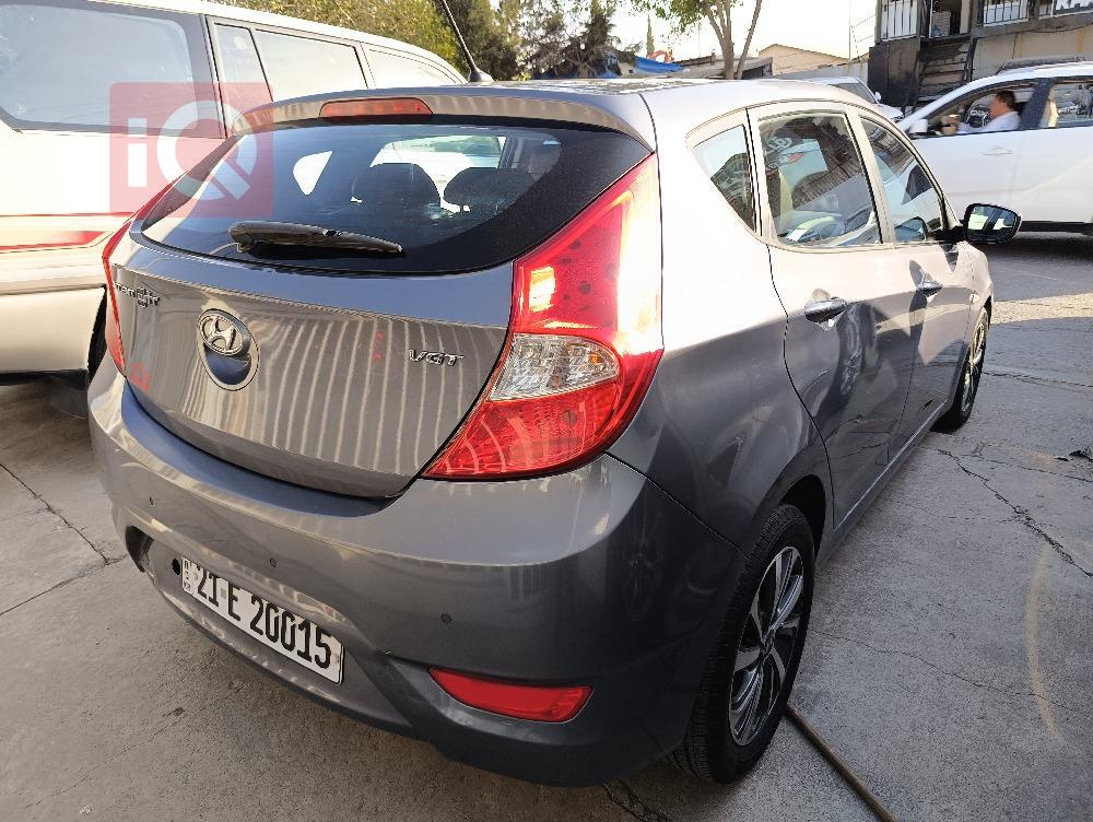 هیوندای ئەکسنت